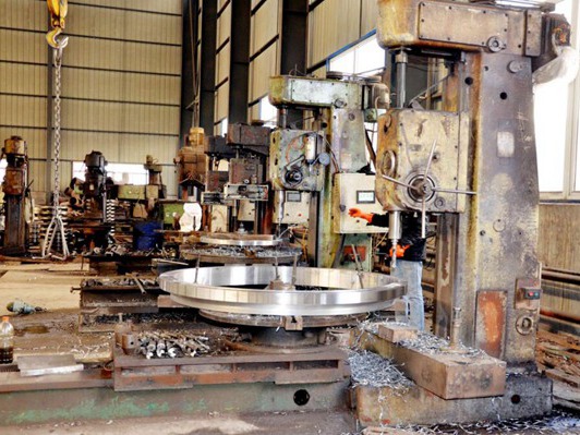 鉆孔生產(chǎn)場(chǎng)景